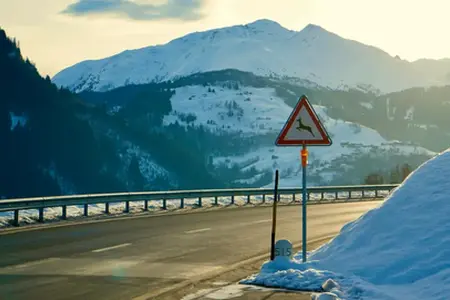 Sieć autostrad w Szwajcarii oraz procedura zakupu winiety w 2026 roku